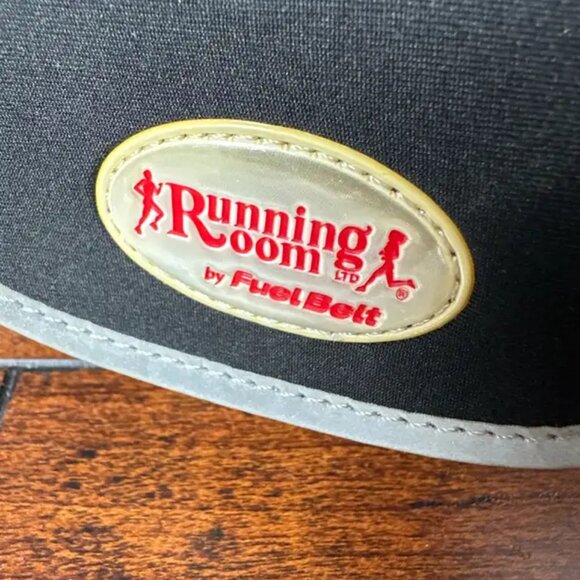 Running Room Fuel Belt - Picture 2 of 5